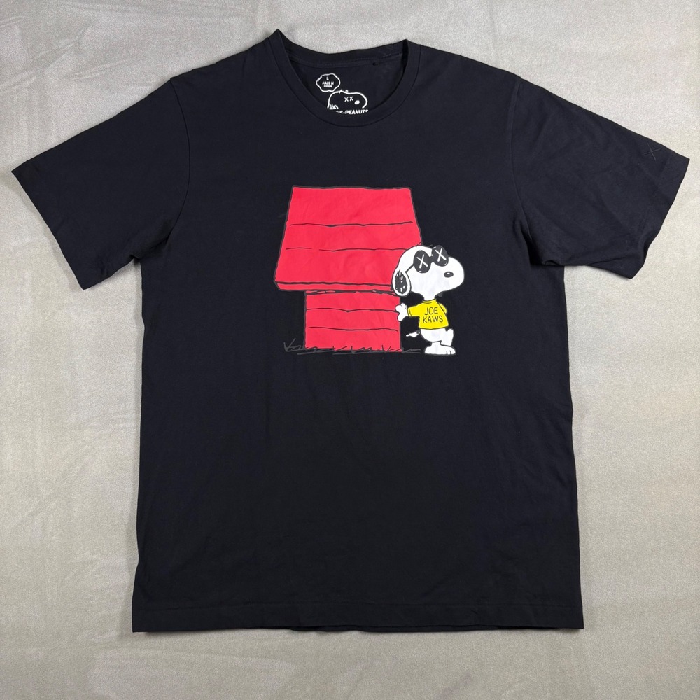 Uniqlo UT‎ KAWS Peanuts Joe KAWS Snoopy T-Shirt Black Mens Large